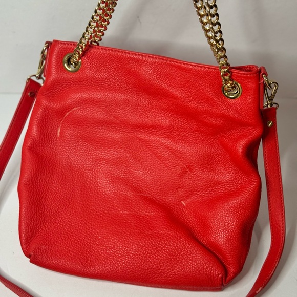 Michael Kors Red Pebbled Leather Shoulder Bag With Gold Chain Adjusting Strap - Picture 6 of 13
